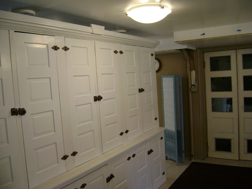Central Main Cabinets